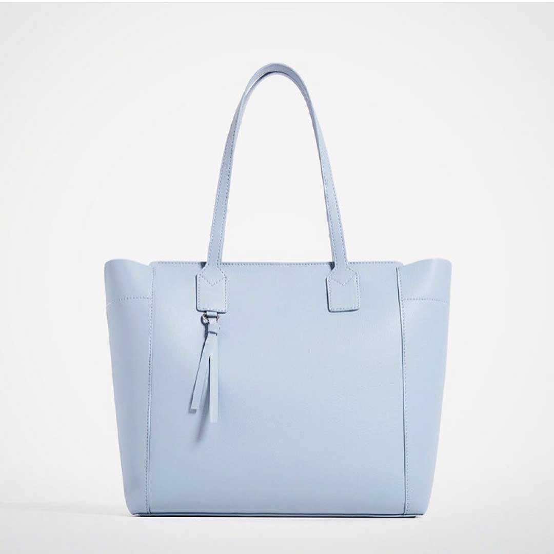 цвет сумки тоут. сумка шоппер kurt geiger. сумка майкл корс с зеленой кожей. сумка тоут 2022. Aldo сумка бежевая тоут.