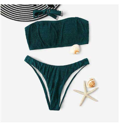 Tenue de @.bikinilovers. datant du 21 Septembre 2019 | 21 Buttons