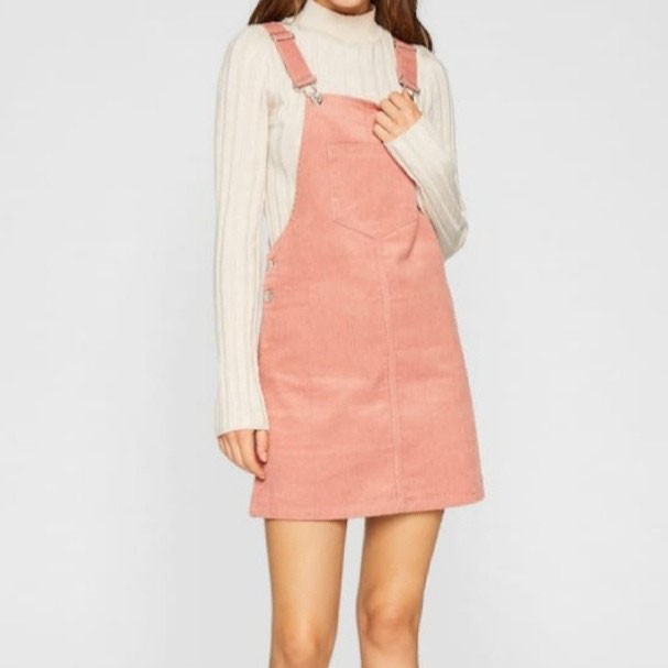 Look von @roxmoda vom 27 Januar, 2019 | 21 Buttons