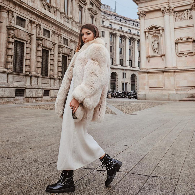 Look von @aliceperrella vom 11 Januar, 2018 | 21 Buttons