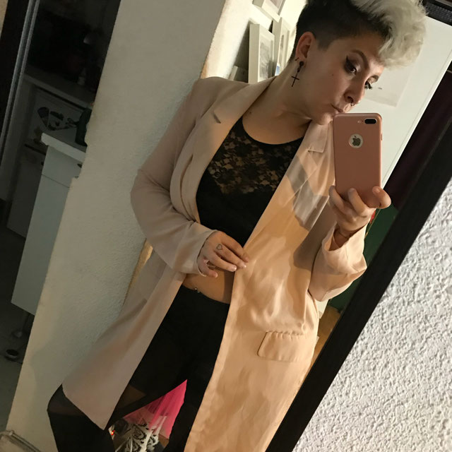 Look of @srtainvertida from 17 October, 2017 | 21 Buttons