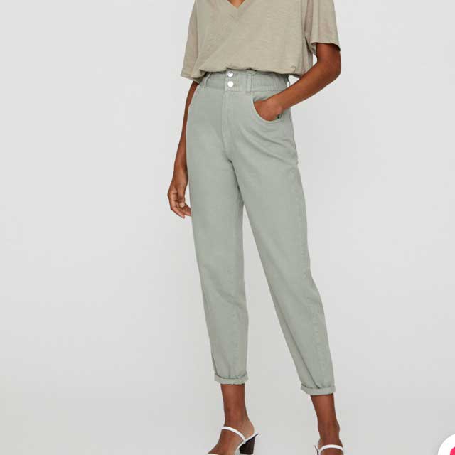 Образ @ outfitinspirations_ из/от 26 Февраль, 2020 | 21 Buttons