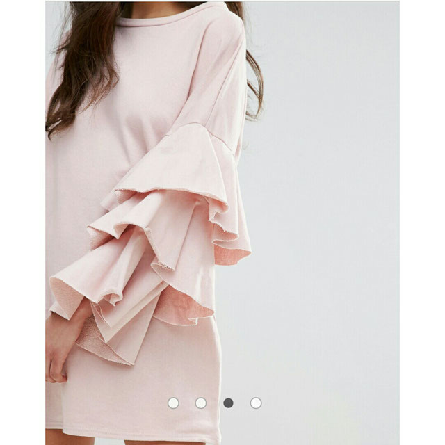 Look of @miss_mery.p from 10 August, 2017 | 21 Buttons