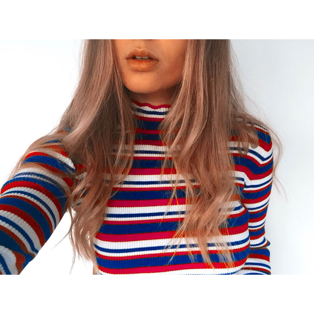 Look von @cintasmaria vom 8 Februar, 2018 | 21 Buttons
