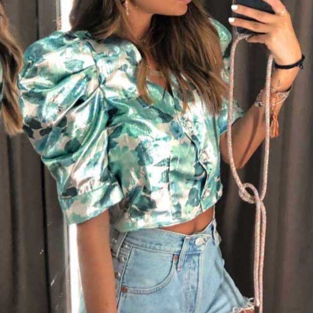 Look von @fantasticando vom 21 August, 2019 | 21 Buttons