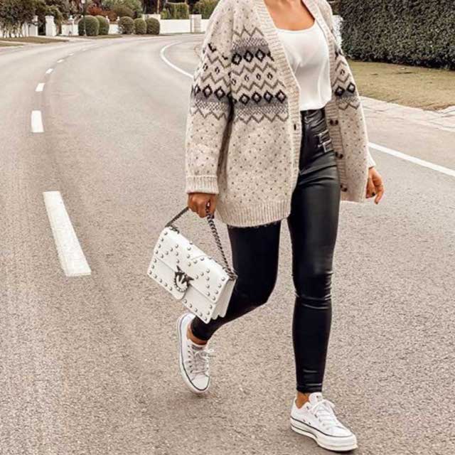Look of @miriambgr97 from 7 November, 2019 | 21 Buttons