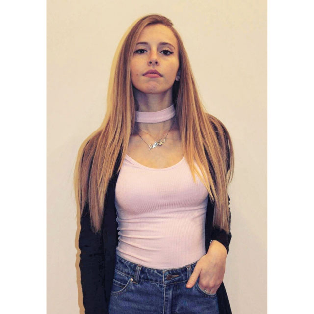 @fabii5 kullanıcısının 1 Mart 2018 görünümü | 21 Buttons