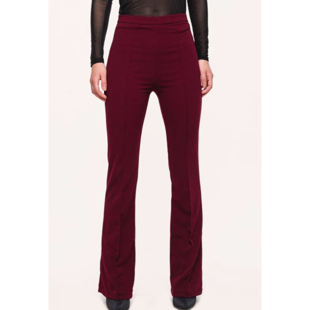 Look of @justbe from 14 February, 2018 | 21 Buttons