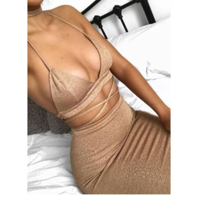 Tenue de @francesca_martucci datant du 1 Février 2018 | 21 Buttons