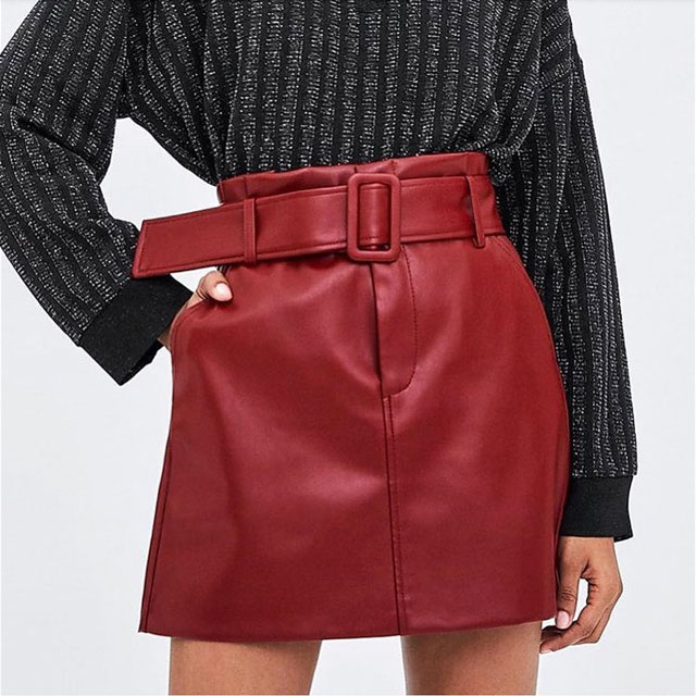 Look von @giusy_damb vom 12 Dezember, 2018 | 21 Buttons