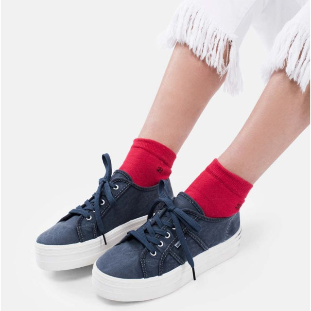 Look von @lulu_as96 vom 30 Mai, 2018 | 21 Buttons