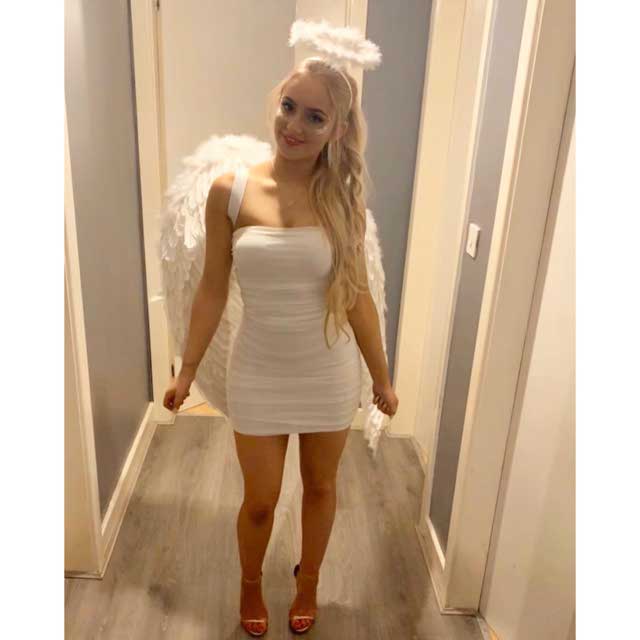 Look von @georgieeyxx vom 4 November, 2019 | 21 Buttons