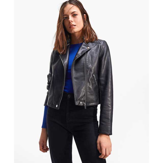 Look von @anitarguez vom 8 Februar, 2018 | 21 Buttons