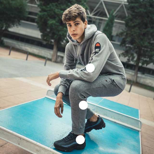 Look of @mejoresoutfitss from 1 October, 2019 | 21 Buttons
