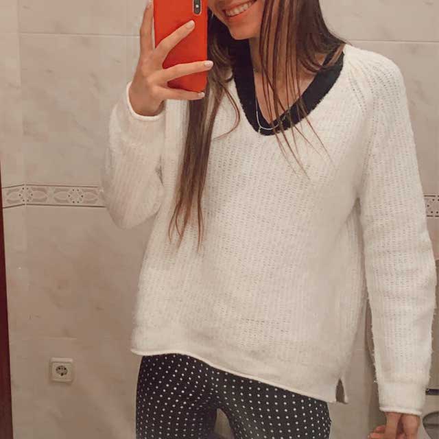 Look of @carlota_rp from 3 January, 2020 | 21 Buttons