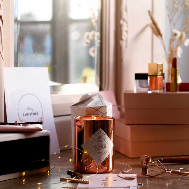 Look of @myjoliecandle.fr from 6 January, 2020 | 21 Buttons