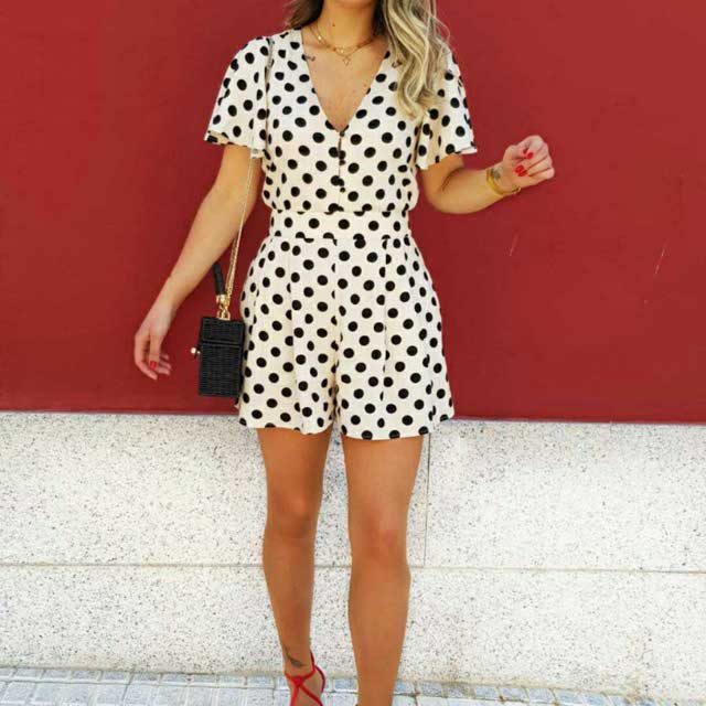 Look of @yourbestlook0 from 1 Junio, 2019 | 21 Buttons