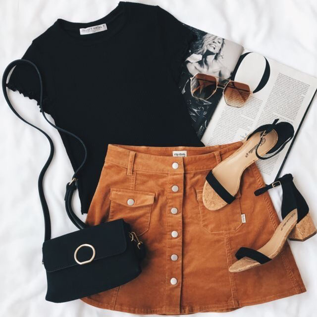 Tenue de @dailyoutfits2020 datant du 11 Mai 2018 | 21 Buttons