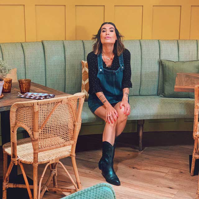 Look of @barbaracrespo from 19 Mayo, 2019 | 21 Buttons