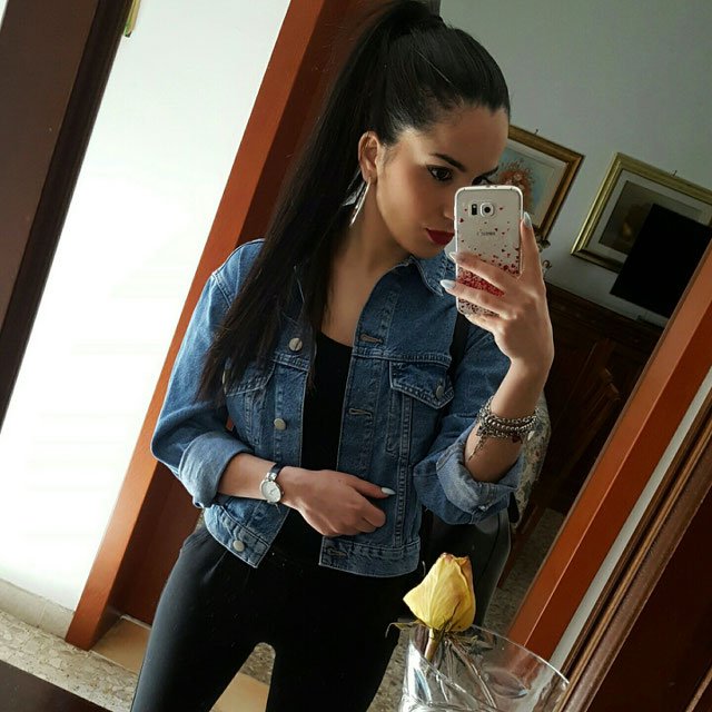 Look of @lucia.greco_ from 31 March, 2017 | 21 Buttons