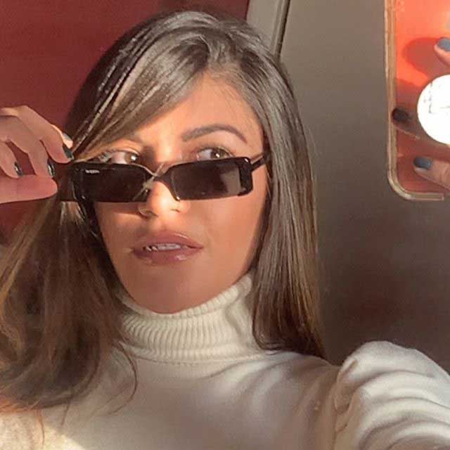 Образ @ bianca_j из/от 15 Ноябрь, 2019 | 21 Buttons