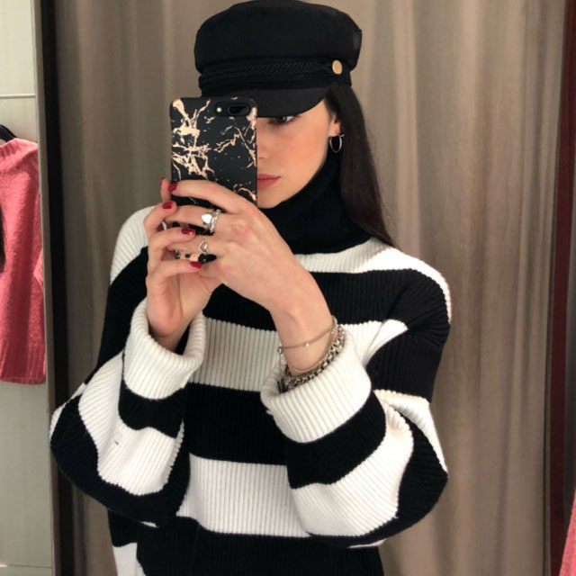 Look von @rosalbandolfiii vom 31 März, 2018 | 21 Buttons