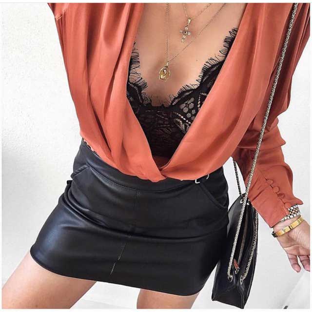 O look de @denireds de 3 Abril, 2019 | 21 Buttons