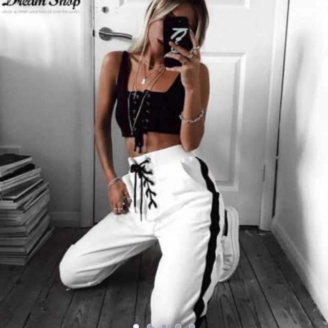 Look of @cristina.rizzo562 from 14 September, 2019 | 21 Buttons