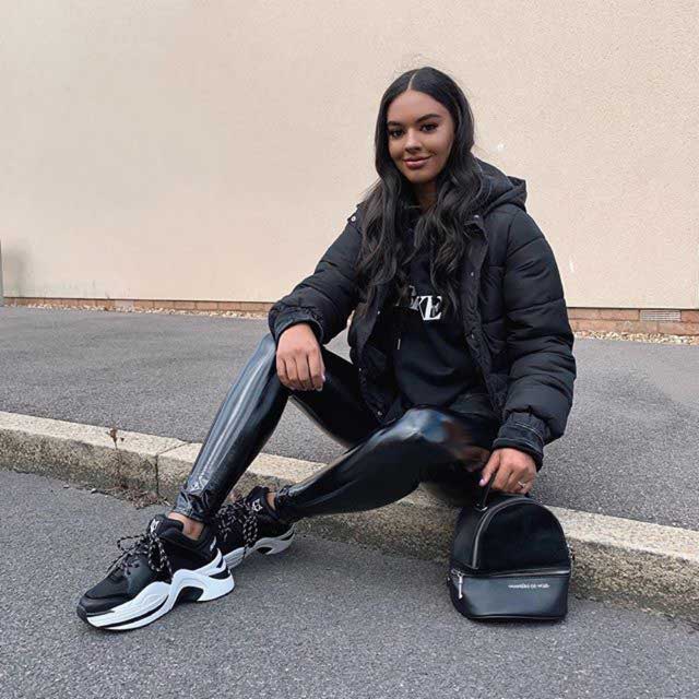 Образ @ _ahvbx из/от 5 Сентябрь, 2019 | 21 Buttons