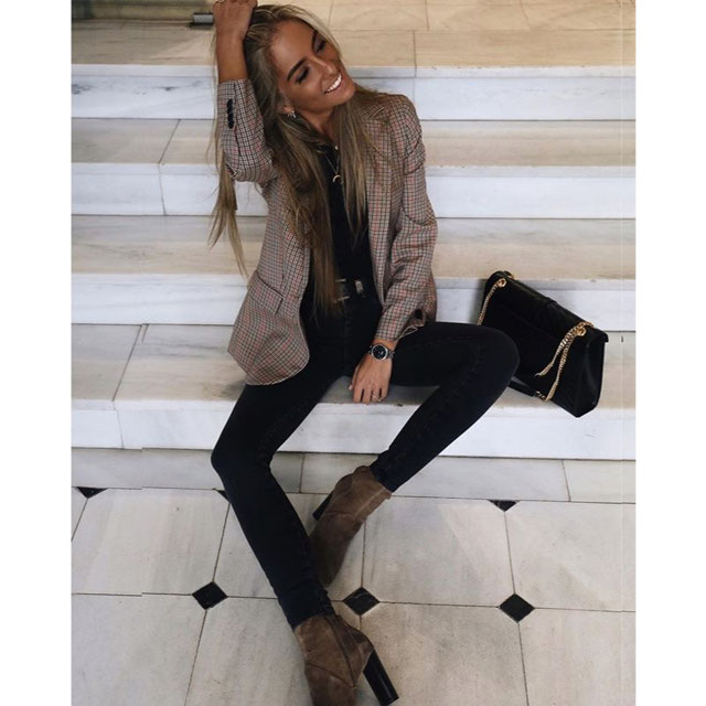 Look of @paulaarguellesg from 2 Noviembre, 2016 | 21 Buttons