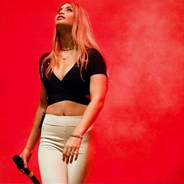 @emmamuscat_official kullanıcısının 3 Ağustos 2018 görünümü | 21 Buttons