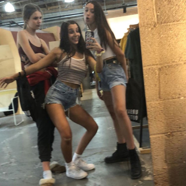 emma chamberlain white doc martens