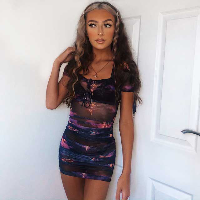 Tenue de @amy_menzies datant du 21 Janvier 2020 | 21 Buttons