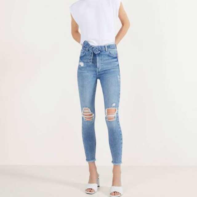 Look of @carmenvd92 from 24 Marzo, 2020 | 21 Buttons