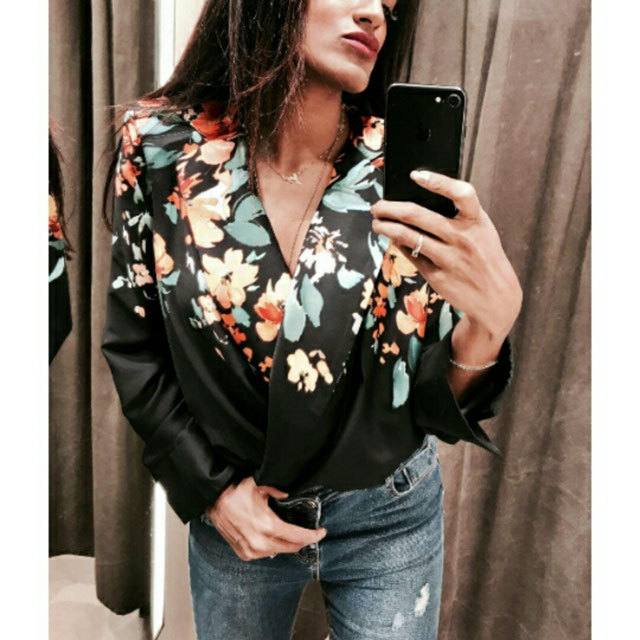 O look de @iamtheindiangirl de 9 Novembro, 2017 | 21 Buttons