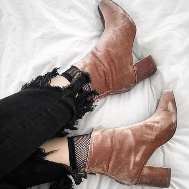 Tenue de @new.dream_ datant du 12 Décembre 2016 | 21 Buttons