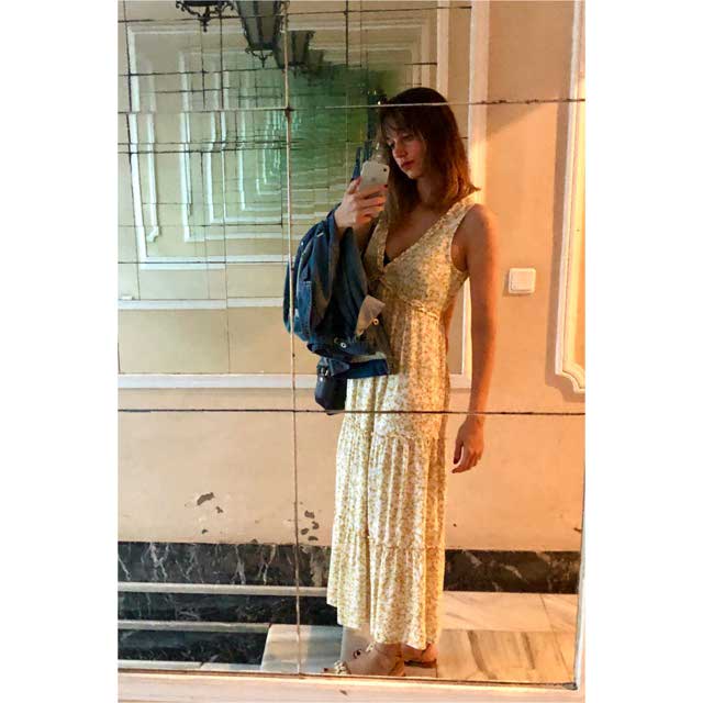 Look of @claudiardrgz from 7 June, 2020 | 21 Buttons