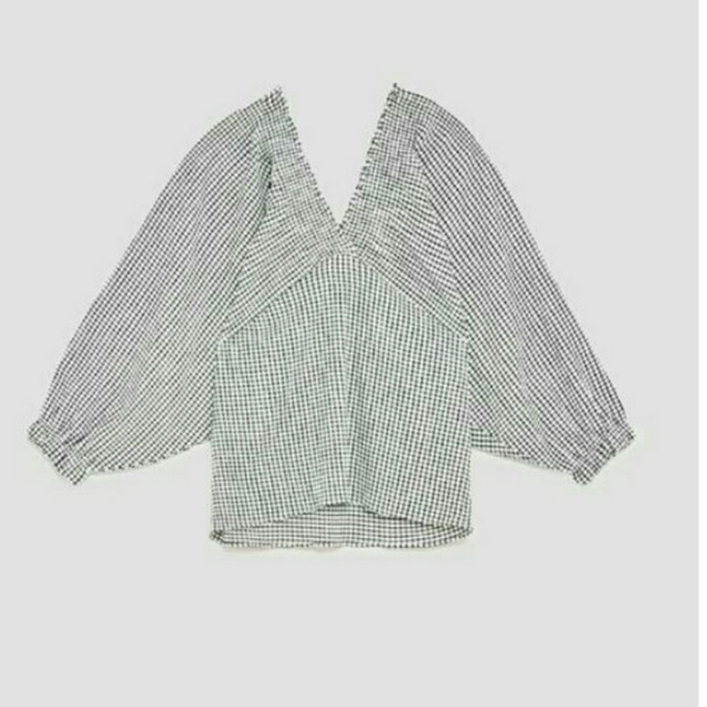 Look of @trendyinspo from 2 November, 2017 | 21 Buttons