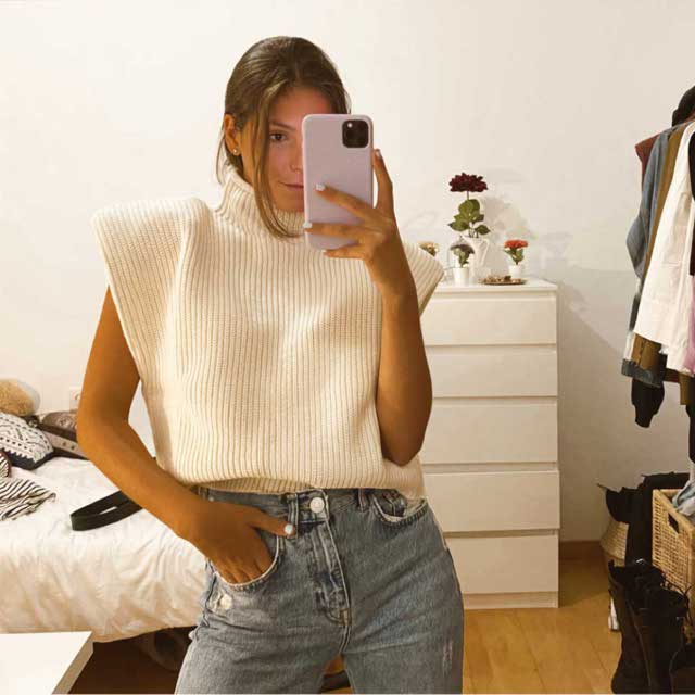 Look of @martibiriss from 1 October, 2020 | 21 Buttons