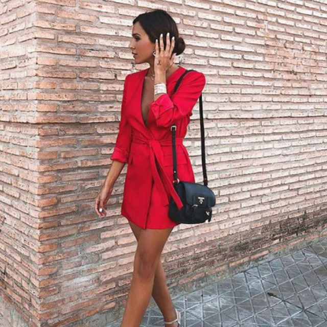 Look of @carmengranadoss1 from 30 Mayo, 2018 | 21 Buttons