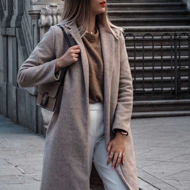 Look von @sandraaeme vom 21 März, 2020 | 21 Buttons