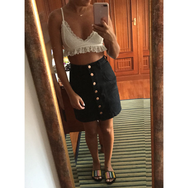 Tenue de @veritopresas datant du 17 Août 2017 | 21 Buttons