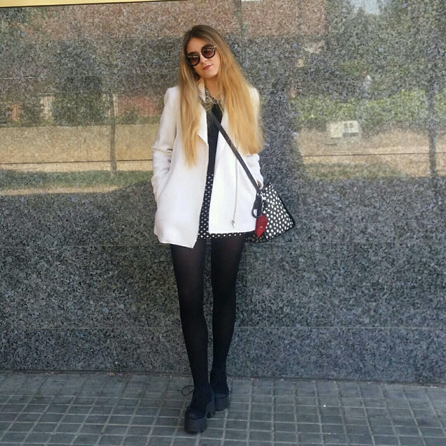 Look of @lauragonzalezz from 4 June, 2017 | 21 Buttons