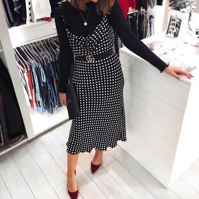 O look de @voguemagazineital de 9 Março, 2019 | 21 Buttons