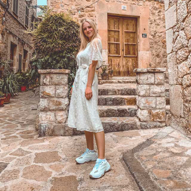 Look of @linsenspiel from 10 September, 2019 | 21 Buttons