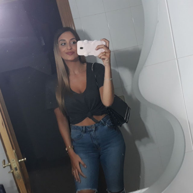 @cristinagcgc kullanıcısının 25 Eylül 2018 görünümü | 21 Buttons