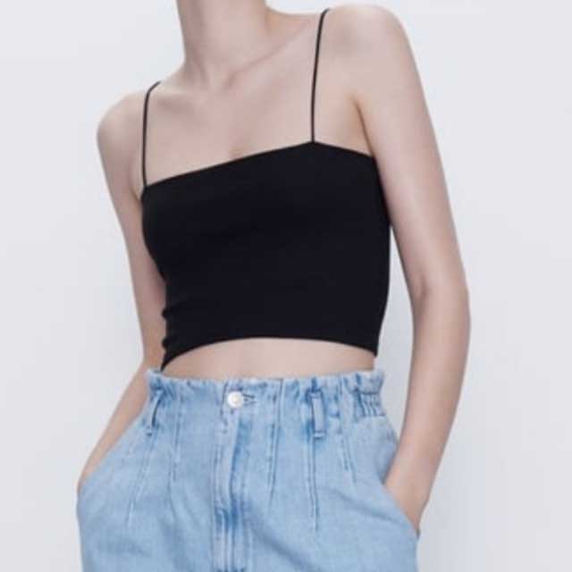 O look de @cristin_iti de 2 Março, 2020 | 21 Buttons