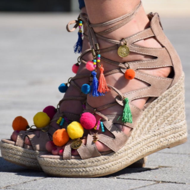 Look von @carolain_92 vom 29 Juni, 2017 | 21 Buttons