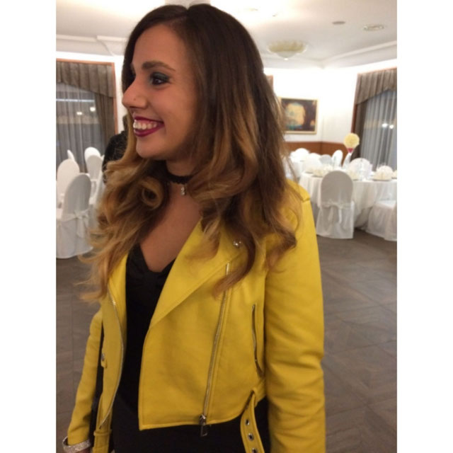 Look of @lauraspagnuolo from 28 Mayo, 2018 | 21 Buttons