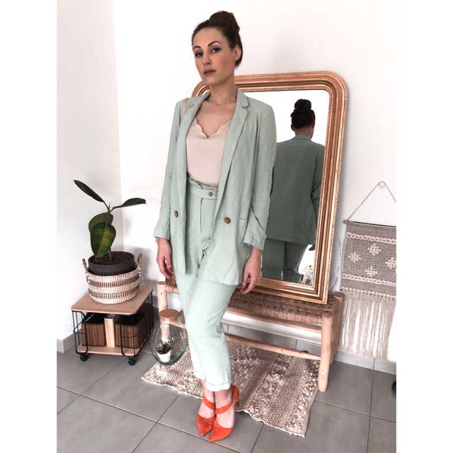 Look of @luluwzk from 25 May, 2019 | 21 Buttons